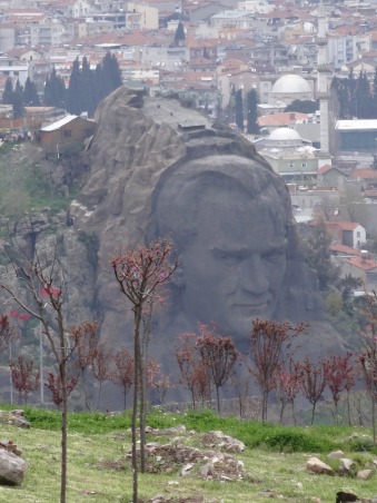 ataturkbust